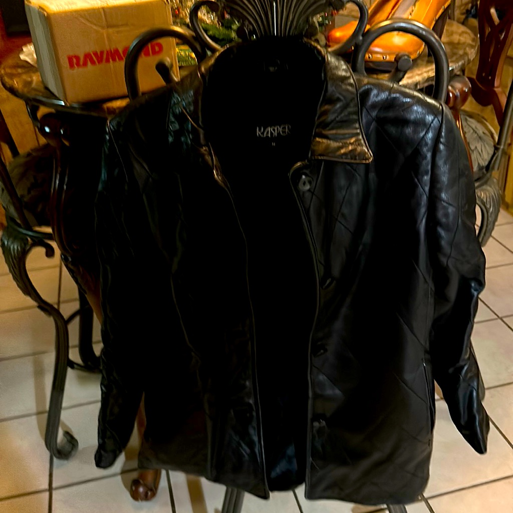 Use Black Jacket